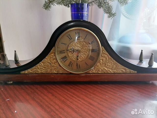 Часы настольные 