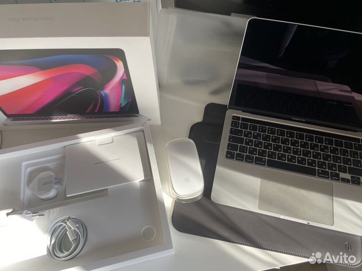 Apple MacBook Pro 13 m1 8gb 256 silver 25 циклов