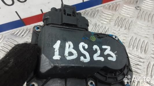 Дроссельная заслонка дизельная toyota RAV 4 ZSA3