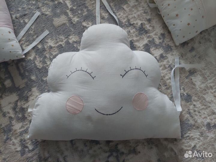 Бортики в детскую кроватку для девочки