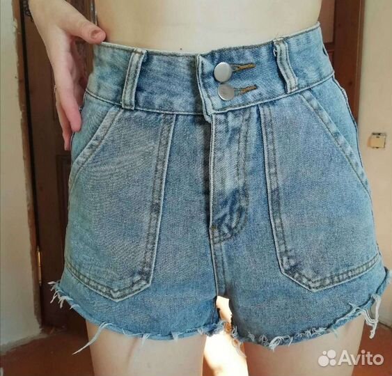 Джинсовые шорты