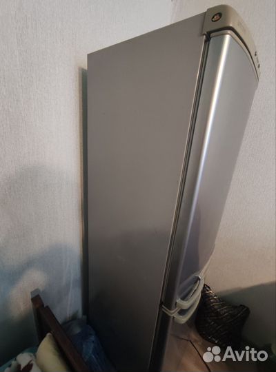 Холодильник samsung RL28fbsw