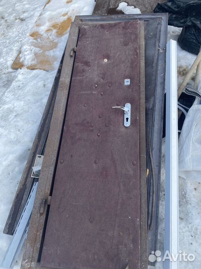 Дверь стальная