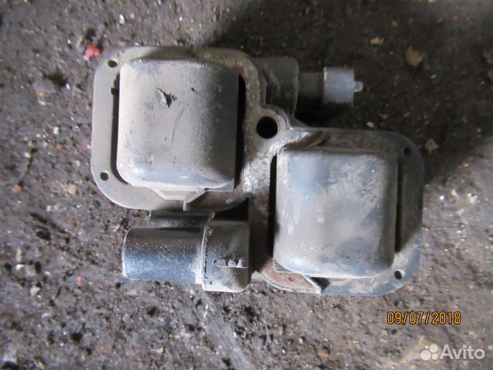 Катушка зажигания Мерседес W220 0001587303