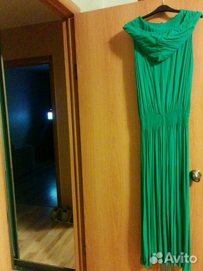 Сарафан в пол с капюшоном р. 44-48 Новый