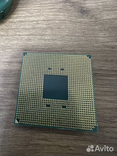 R7 1700