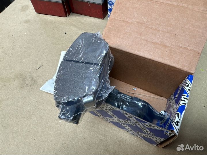 Колодки тормозные передние, Opel Corsa