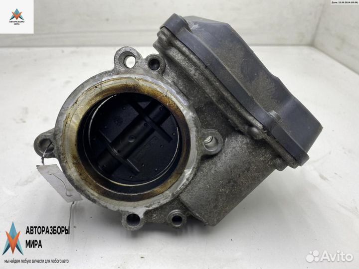 Заслонка дроссельная Audi A4 B7 2005 06F0133062F