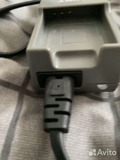 Зарядное устройство Soni для фотоаппарата