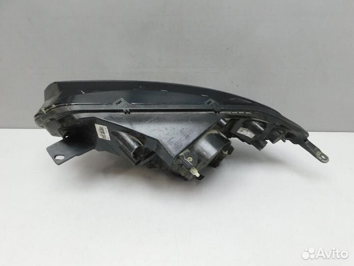 Фара правая Ford EcoSport