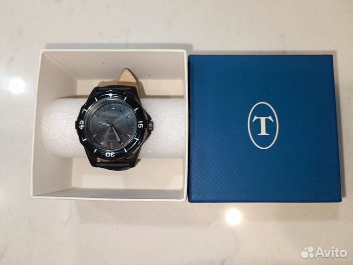 Мужские наручные часы,новые