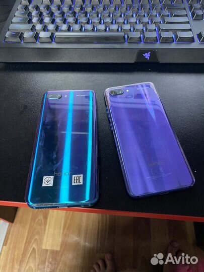 2x Honor 10