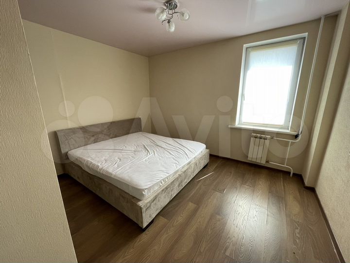 2-к. квартира, 54 м², 8/10 эт.