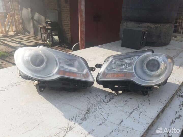 Тоуран рестайлинг фары