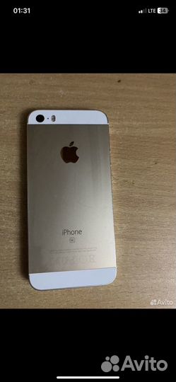 iPhone SE, 32 ГБ