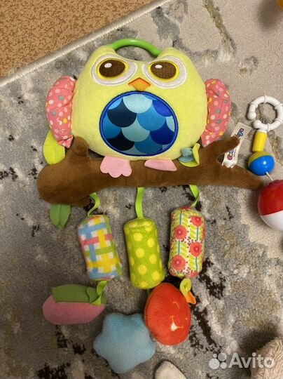 Подвески на коляску или кроватку