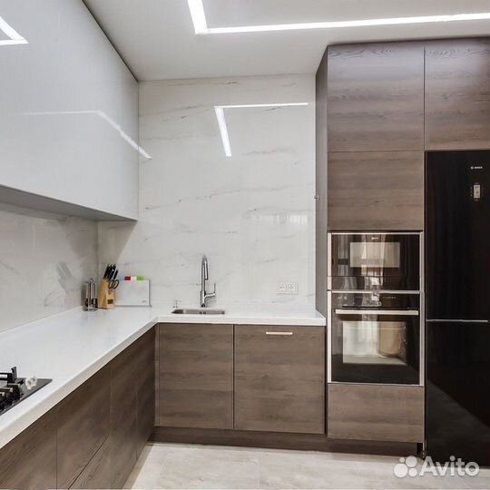 Кухня без ручек (цена за весь гарнитур) ксп:40152