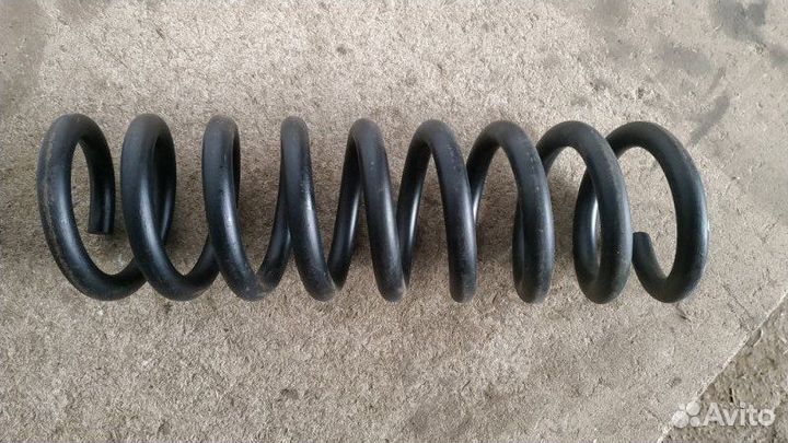 Пружина задняя Mercedes-Benz E-Class W210