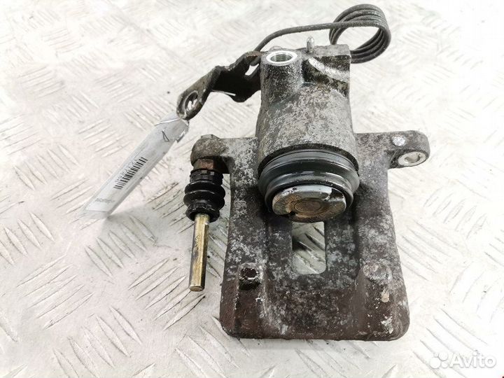 Суппорт задний правый для Volkswagen Passat 5