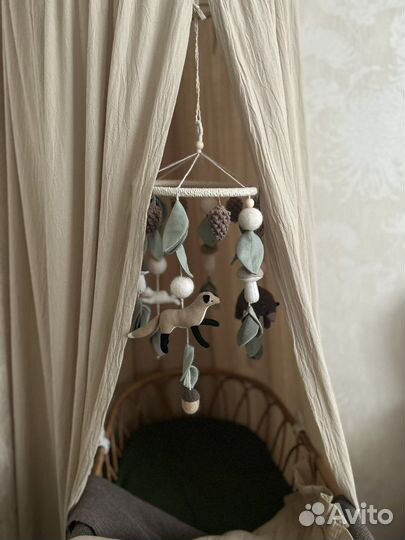 Люлька на колесиках плетенная italbaby