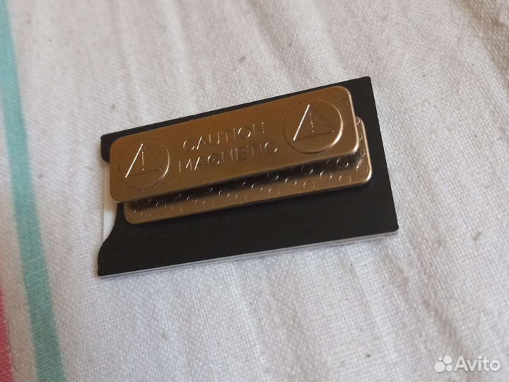 Бейдж на магните