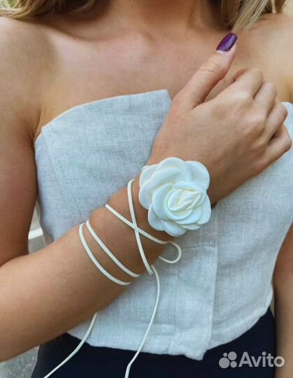 Чокер цветок