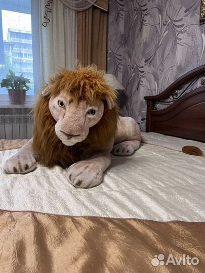 Лев большой (мягкая игрушка)