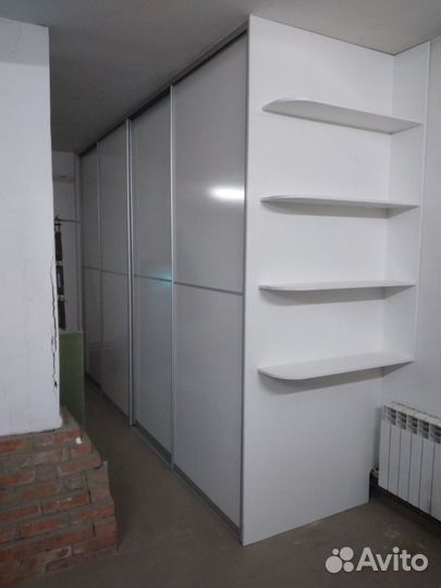 Шкаф купе угловой