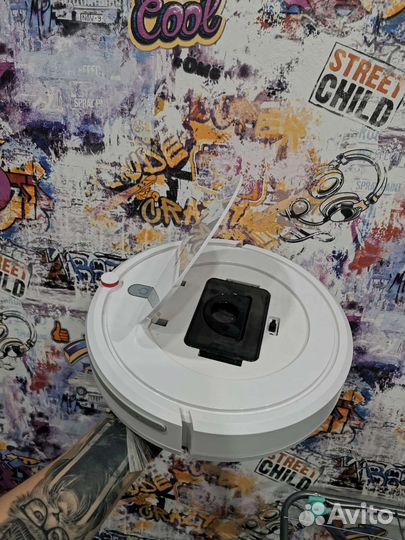 Робот пылесос