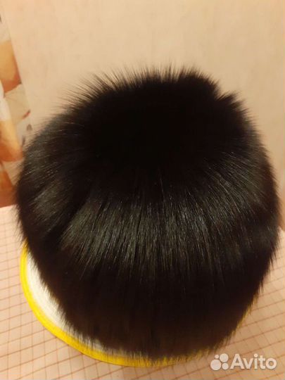 Женская зимняя шапка