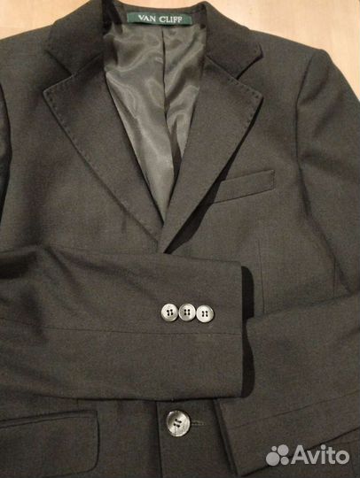 Школьный костюм для мальчика 134 серый