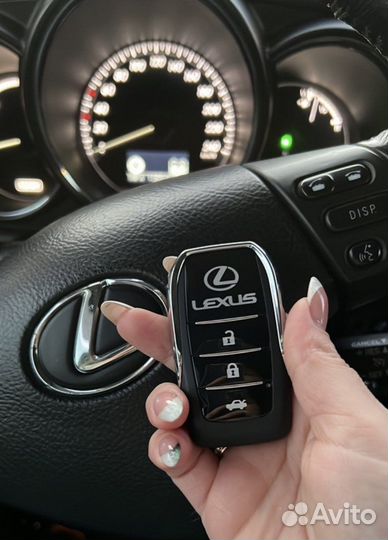 Выкидной ключ Lexus