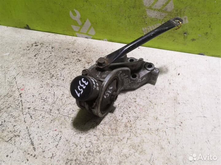 Опора двигателя Митсубиси Галант 8