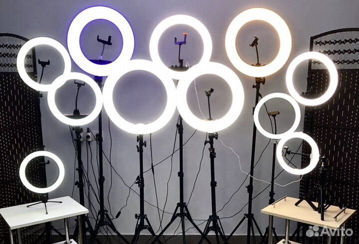 Кольцевая лампа со штативом