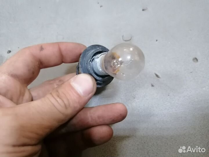 Патрон лампы в задний Mazda CX 7 2007-2012