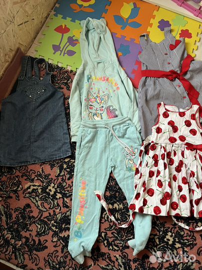 Вещи пакетом отдам бесплатно на девочку