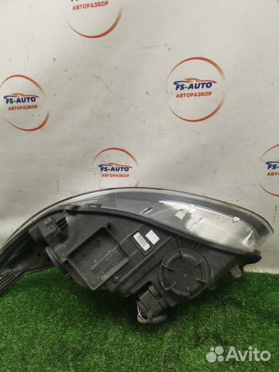 Фара передняя правая Ford Focus 3 хетчбек 1.6 pnda