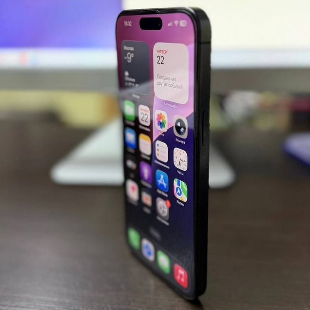 iPhone 15 Pro Max, 256 ГБ, SIM + eSIM