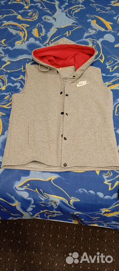 Жилет спортивный