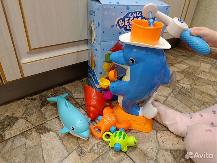 Игрушки для купания в ванной