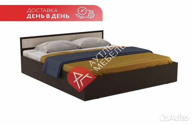 Кровать двуспальная с подъемным м�еханизмом