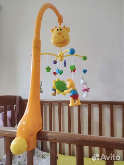 Мобиль на детскую кроватку