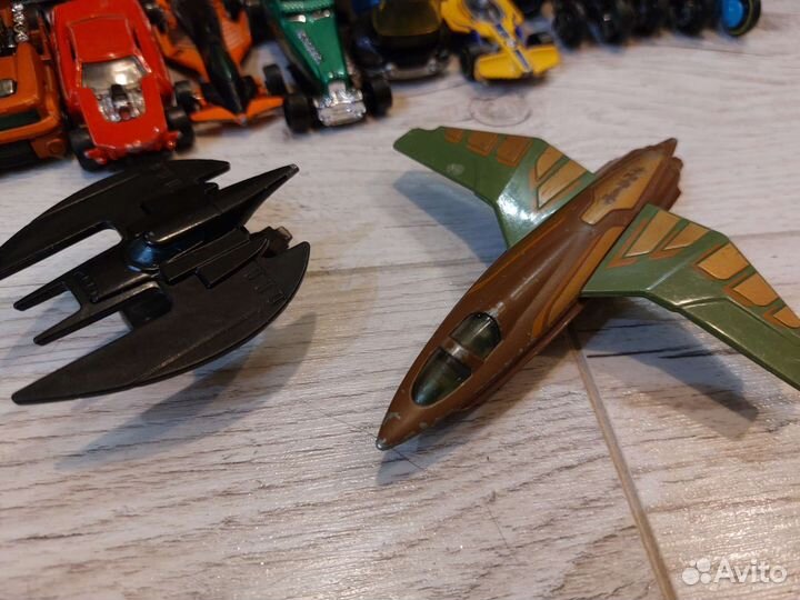 Hot wheels машинки