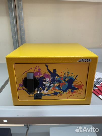 Сейф кодовый детский (мебельный ) aiko