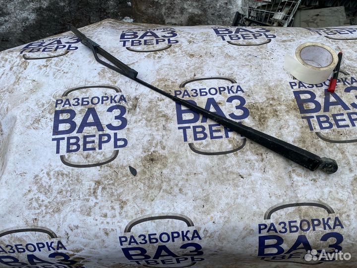 Поводок правый Сценик 1