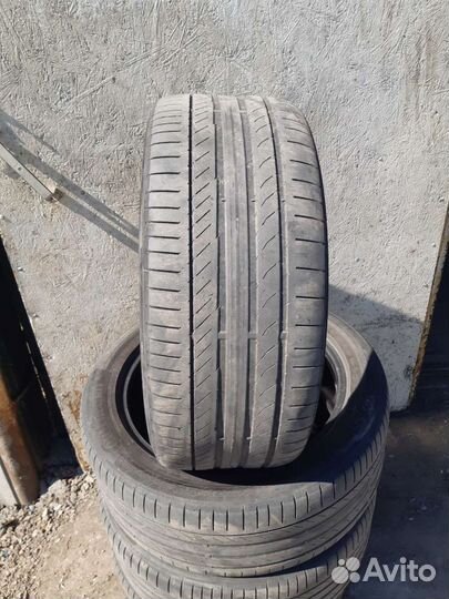 Continental ComfortContact - 5 255/45 R19 104V