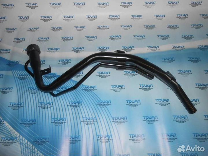 Заливная горловина топливного бака Ipsum SXM10