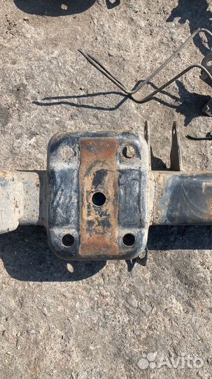 Задняя балка на Форд Транзит