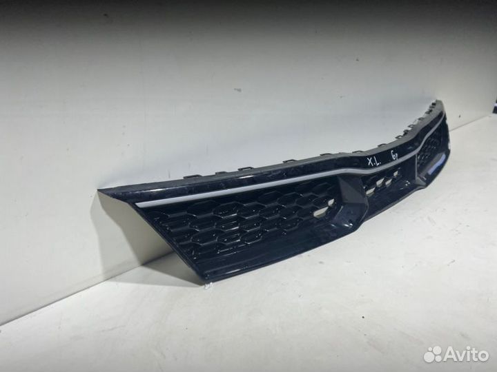 Решетка радиатора передняя Kia Rio X-Line 4 2020