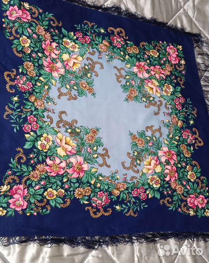 Павловопосадский платок